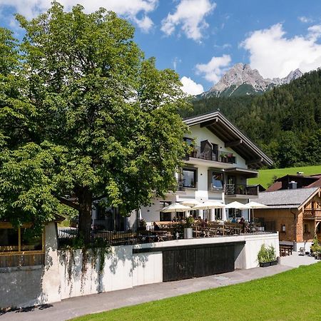 Gasthof Hubertus Saalfelden Exterior foto